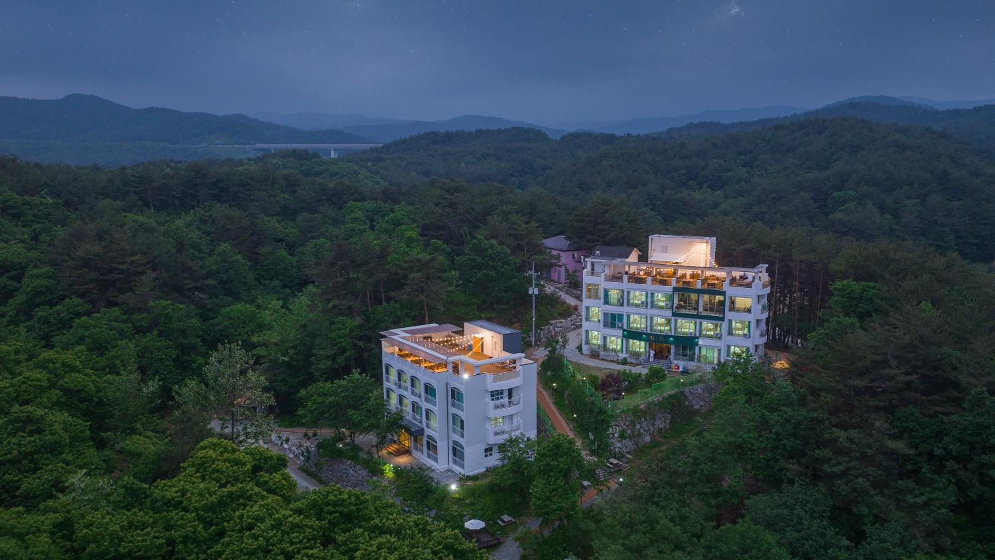 Zio Pinetree Hotel Yangyang Luaran gambar